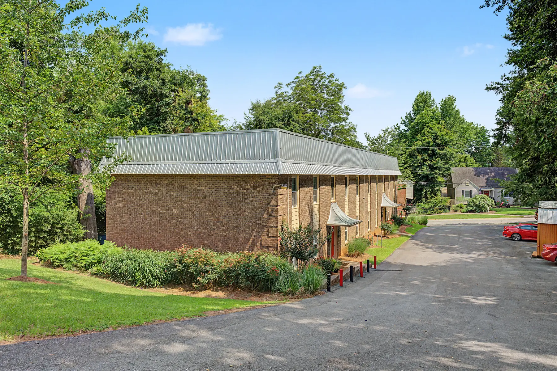 17 Site Parking Building