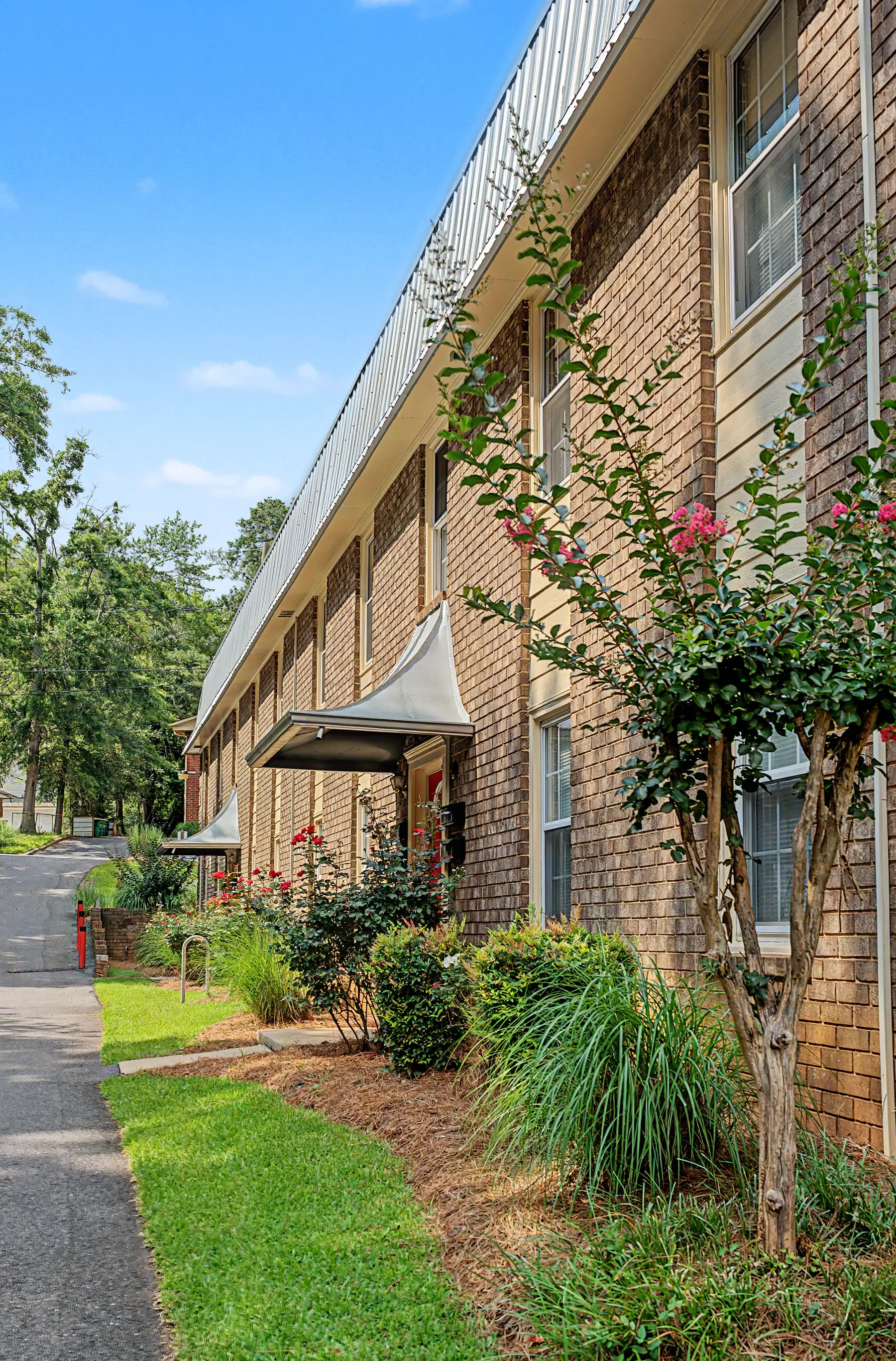 21 Exterior Entrance Landscaping