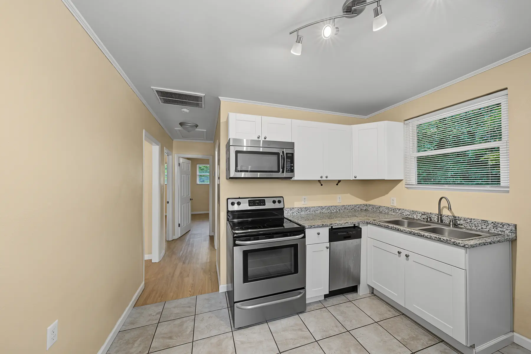 11 Kitchen Alternate View