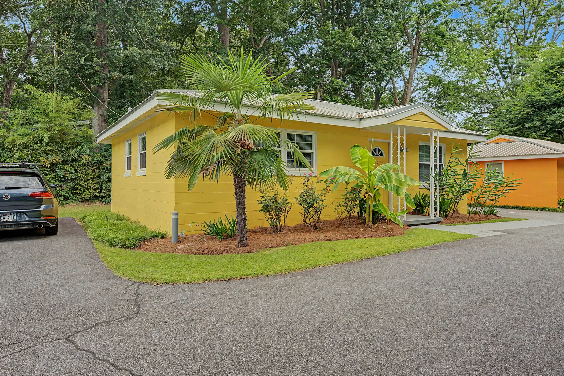 06 Yellow Cottage Angle